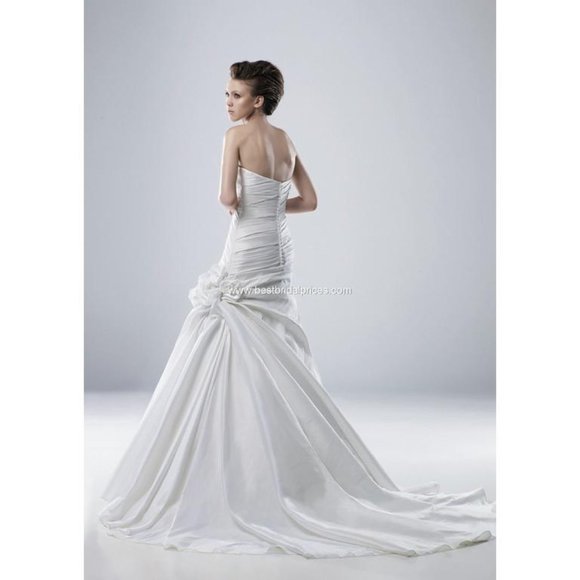 NWT Modeca Wedding Dress - Picture 2 of 8